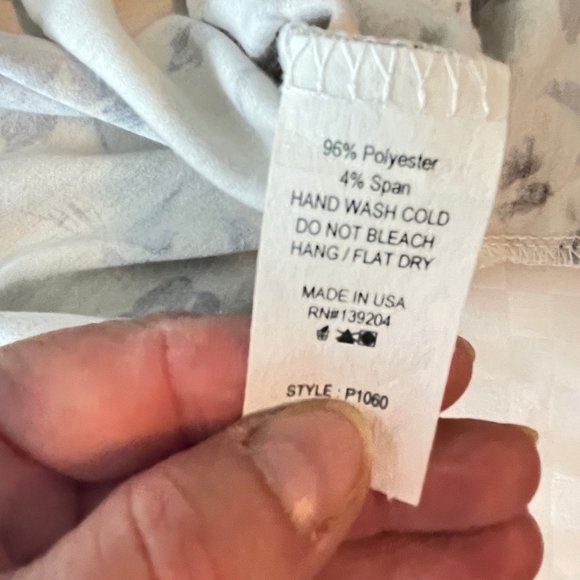 NWT! Ordinary Day Floral Dolman Top - Picture 5 of 5